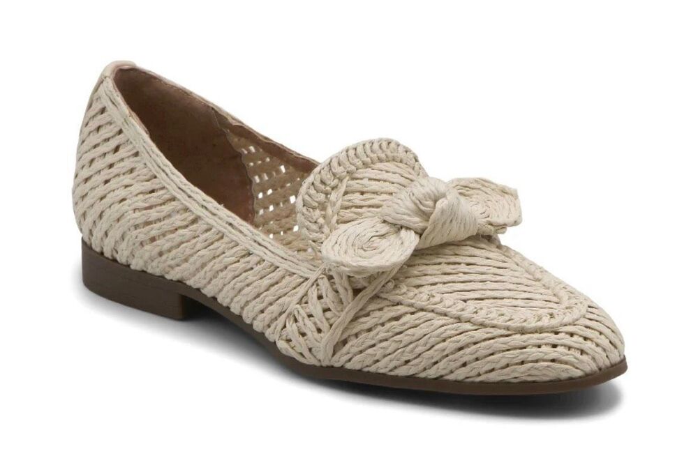 Charles David Finite Loafer NWOT